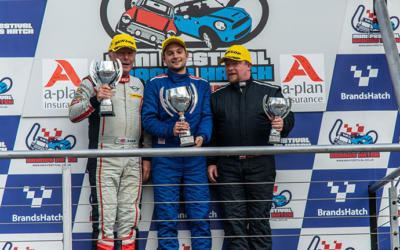 COOPER S RACE REPORTS FROM THE 2019 BRANDS HATCH MINI FESTIVAL