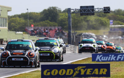 DAN HEADS THE PACK AHEAD OF OULTON PARK DOUBLE DUTY