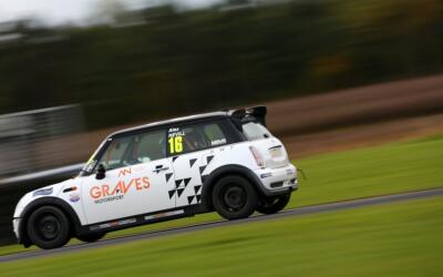 ALEX NEVILL BEATS NUNN IN COOL CROFT QUALIFYING