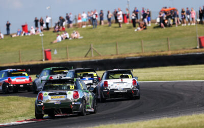 JCW FIELD GETS SET FOR BRANDS HATCH BATTLE