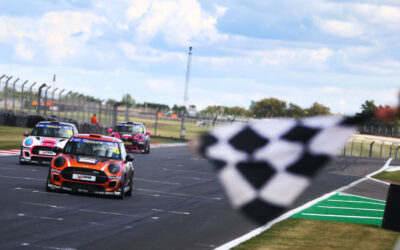 ZELOS CHASING MINI CHALLENGE CROWN AS HE RETURNS TO SERIES WITH EXCELR8