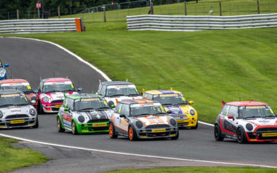 COOPER CLASSES PREPARE FOR THE BRANDS HATCH MINI FESTIVAL