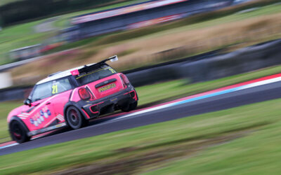 HOME BACKING BOOSTS JACK DAVIDSON