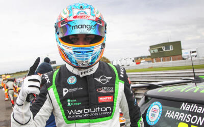 TITLE ON THE LINE IN KENT COUNTRYSIDE