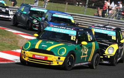 ALEX KEENS TARGETS THRUXTON PODIUMS