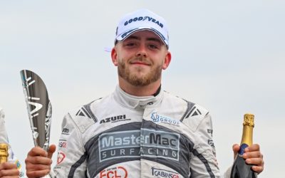 RHYS HURD HOLDS OFF THE PACK TO SCORE OPENING SILVERSTONE WIN