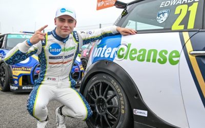 NATHAN EDWARDS, HENRY HOWARTH BAG SILVERSTONE POLES