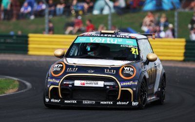 NATHAN EDWARDS BACK ON FORM WITH CROFT POLE