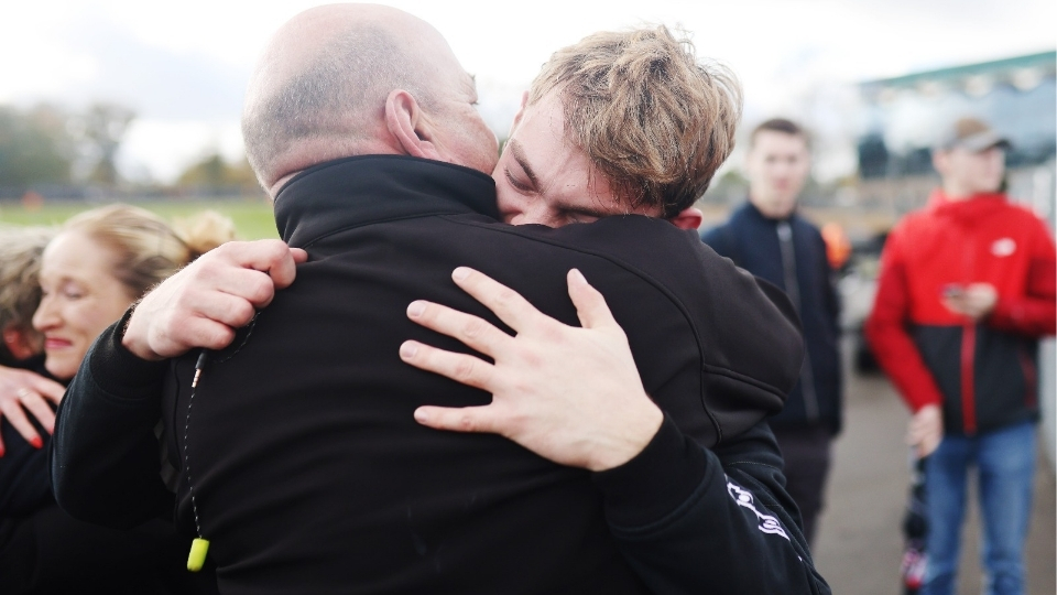 ALEX KEENS WRAPS UP COOPER TITLE WITH BRANDS HATCH WIN