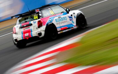 MAX BIRD GOES TWO FROM TWO IN BRANDS HATCH QUALIFYING
