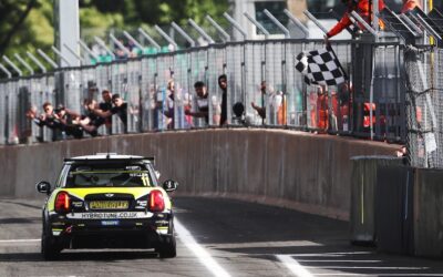 SAM WELLER TAKES THIRD WIN IN OULTON OPENER