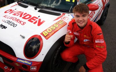 TOM OVENDEN GRABS MAIDEN POLE AT THRUXTON