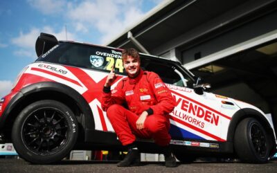 TOM OVENDEN WINS DRAMATIC SNETTERTON OPENER