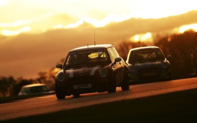 MATT HAMMOND KEEPS FAINT HOPES ALIVE WITH SECOND DONINGTON WIN