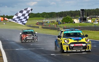 MAX HALL ROUNDS OUT SNETTERTON WEEKEND WITH VICTORY