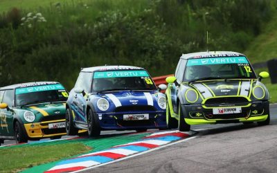 ALEX SOLLEY SNARES DOUBLE POLE AT THRUXTON