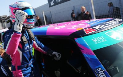 HARRY HICKTON SECURES REVERSE GRID VICTORY