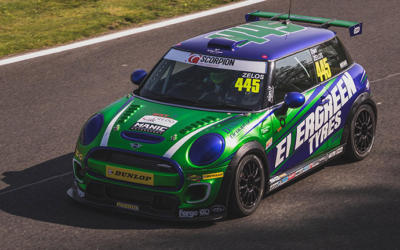 NEWCOMER ZELOS SNATCHES OULTON PARK POLE
