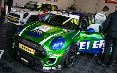 ZELOS TAKES TOP SPOT AT BRANDS HATCH MINI FESTIVAL